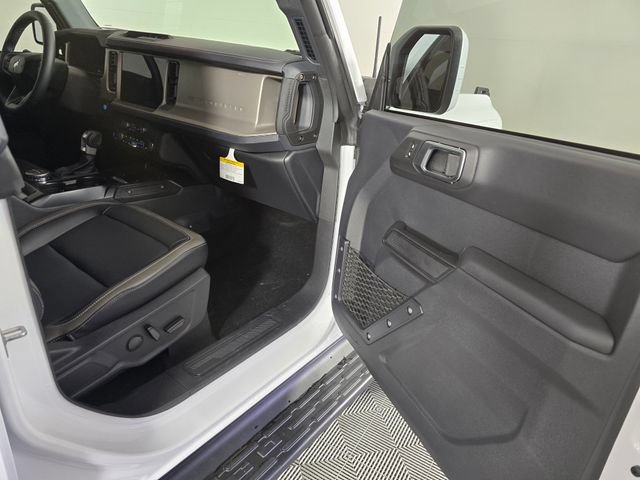 New 2025 Ford Bronco Outer Banks AWD/4WD image 13