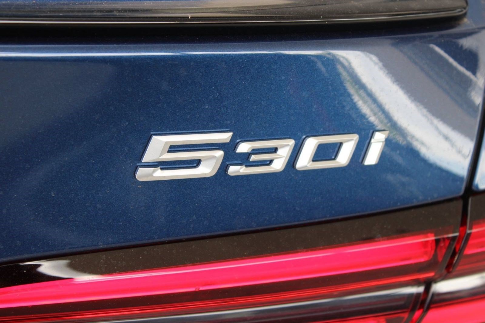 Used 2026 BMW 530i w/ M Sport Package RWD image 28