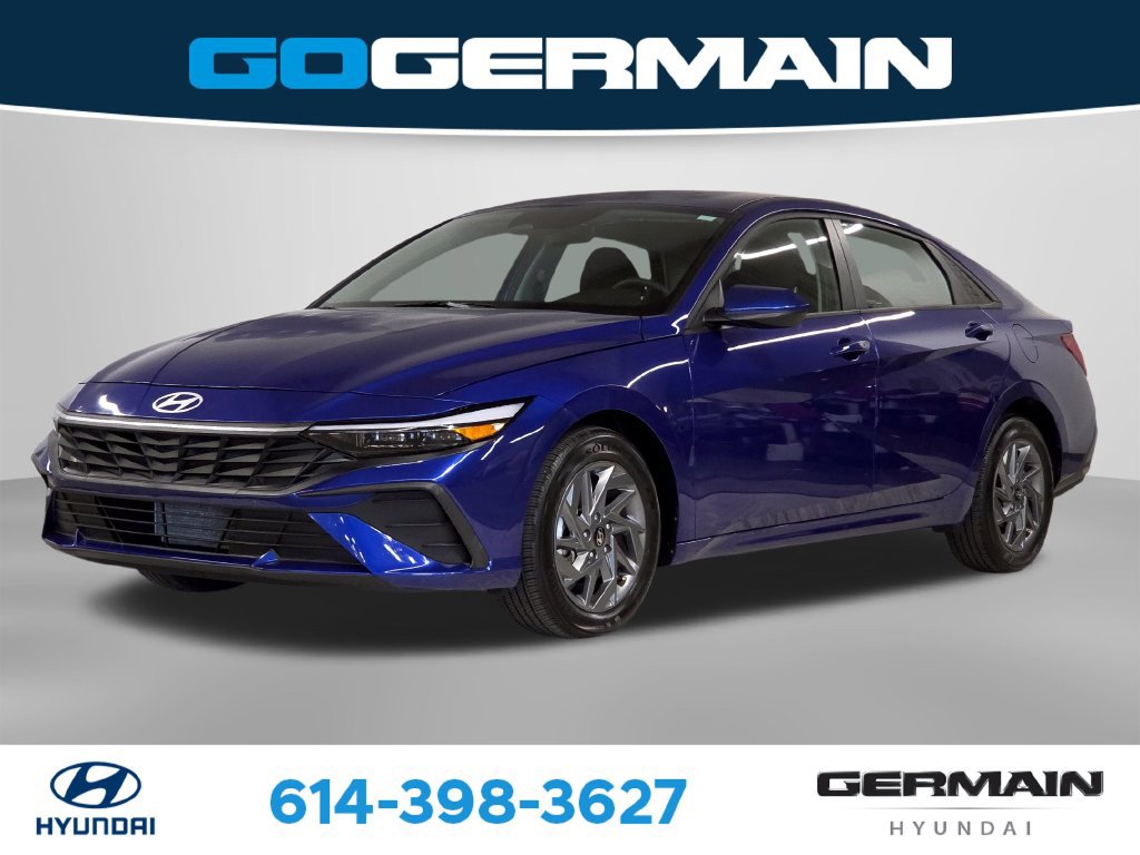 Used 2024 Hyundai Elantra SEL FWD image 1