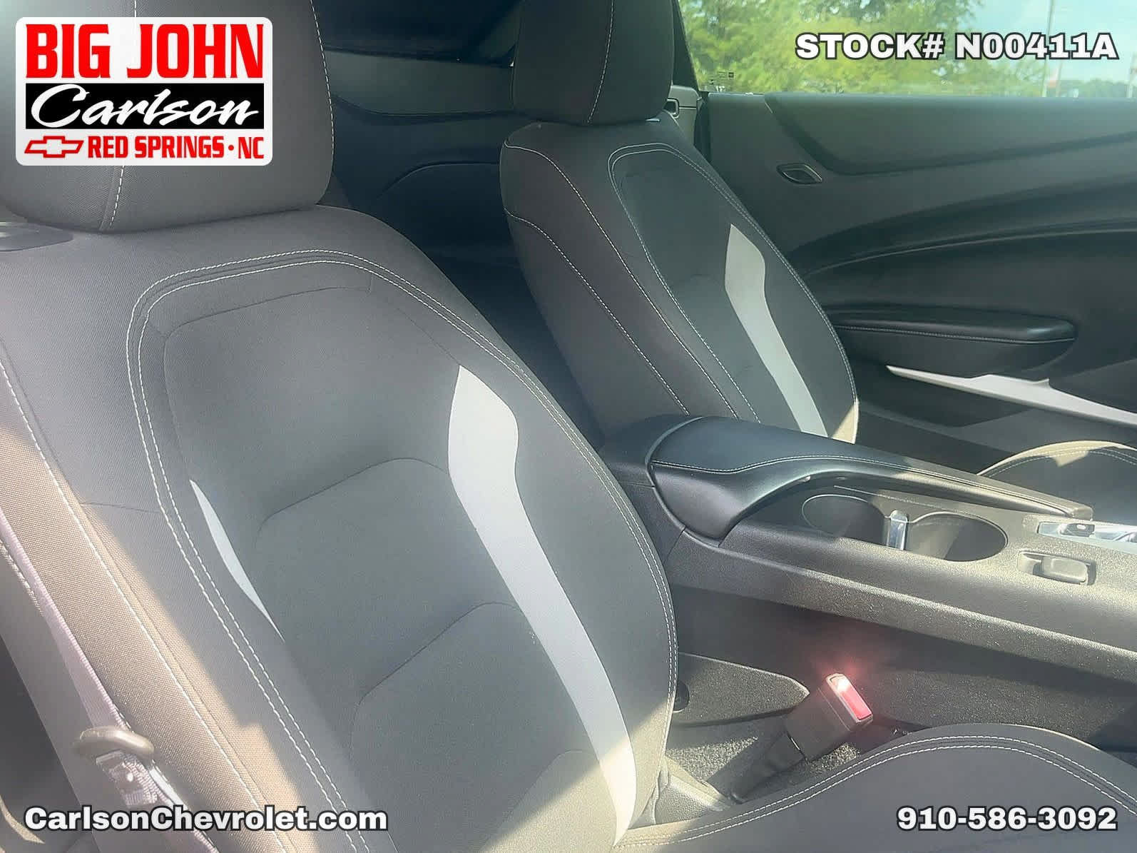 Used 2017 Chevrolet Camaro SS RWD image 35