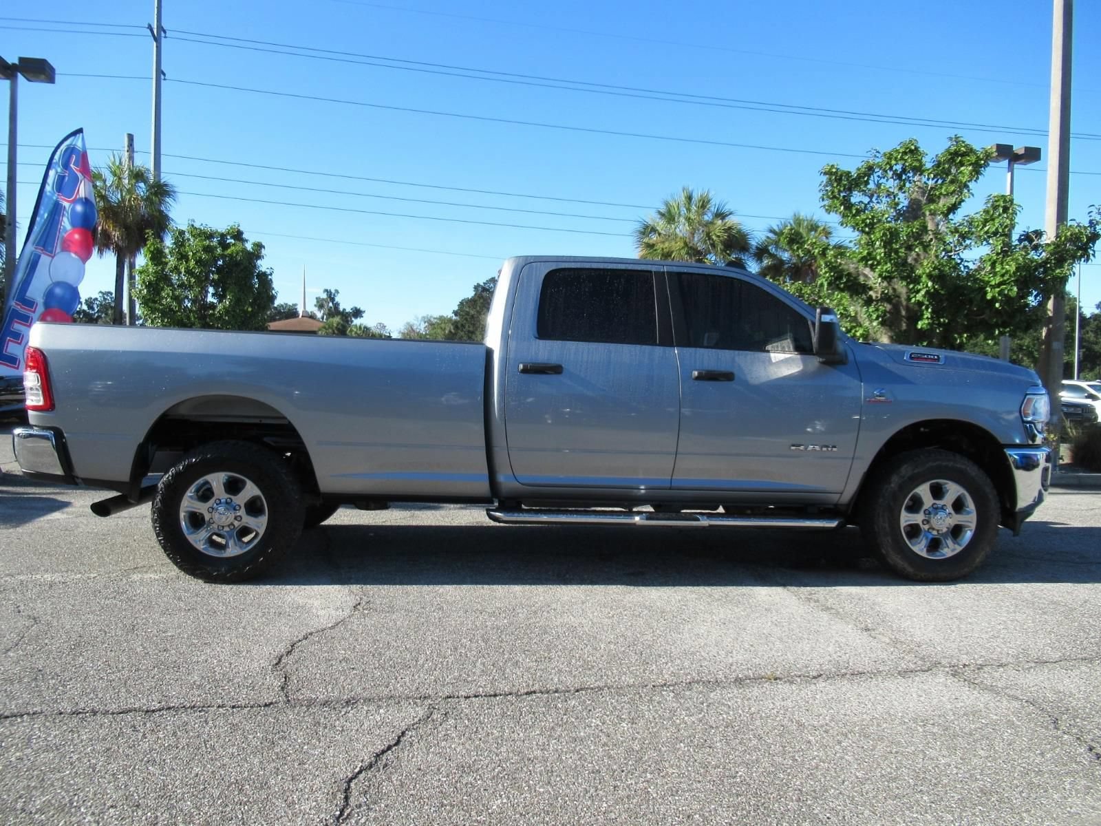 Used 2024 RAM 2500 Big Horn AWD/4WD image 2