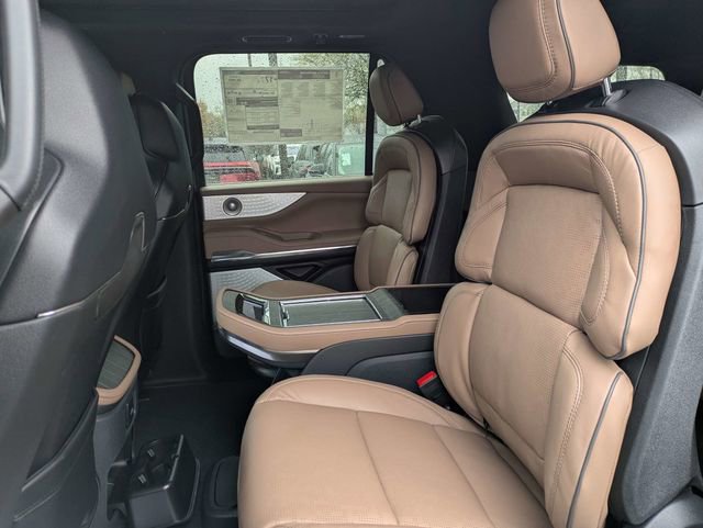 New 2026 Lincoln Navigator Black Label image 13