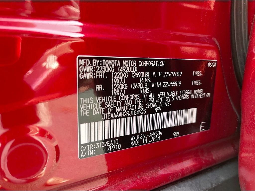 Used 2024 Toyota Venza Limited image 29