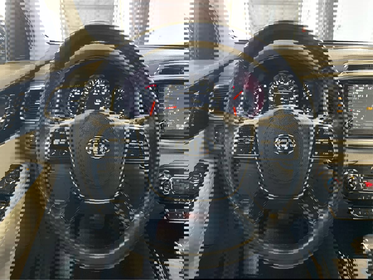 Used 2020 Kia Sorento SX image 22