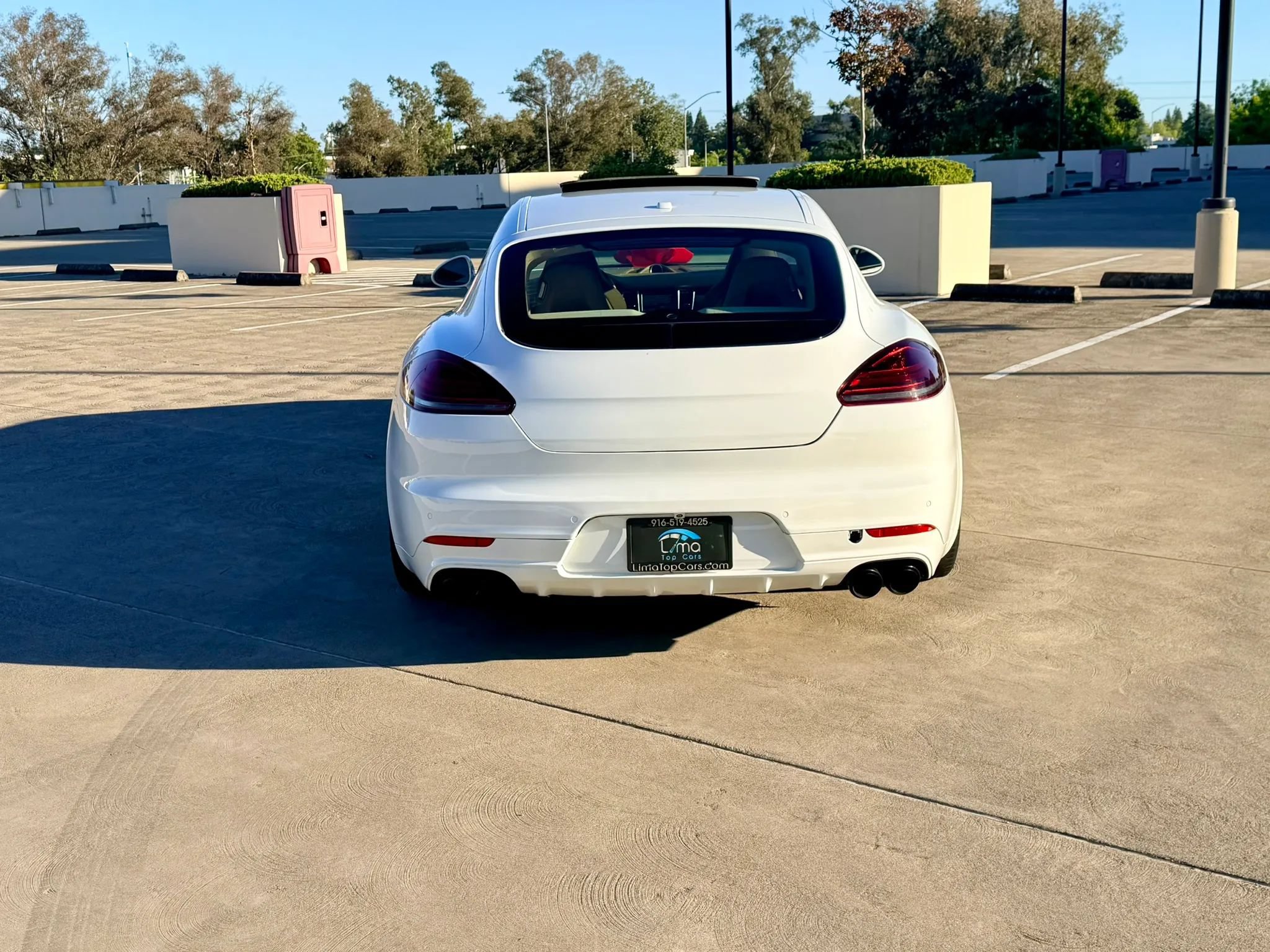 Used 2015 Porsche Panamera GTS AWD/4WD image 9