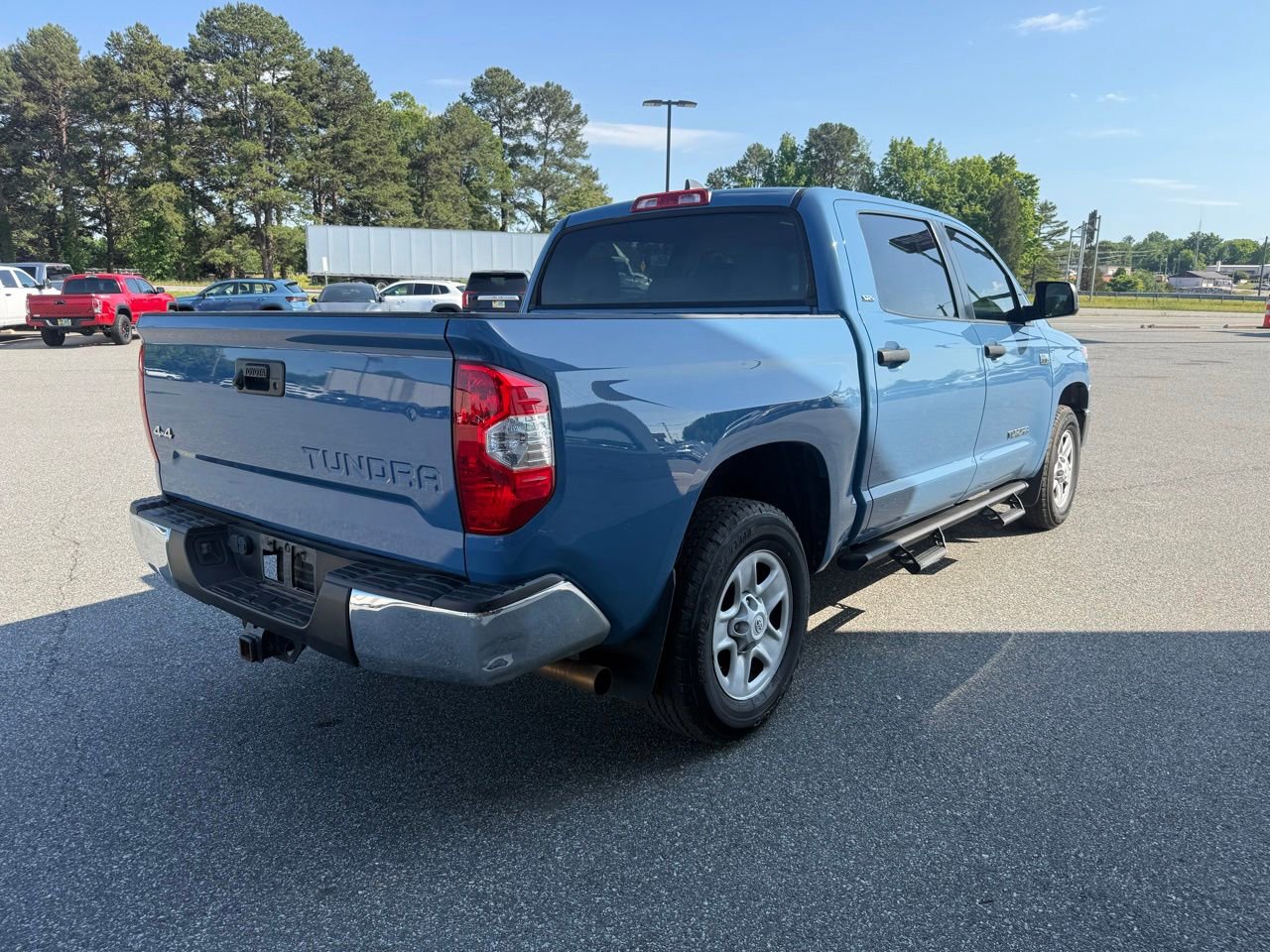 Used 2021 Toyota Tundra SR5 w/ SR5 Leather Package AWD/4WD image 8
