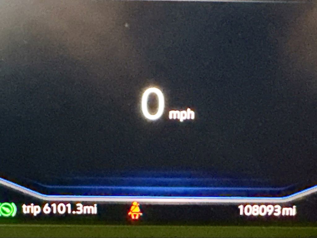 Used 2019 Volkswagen Tiguan SEL Premium w/ 3rd Row Seat Package image 15