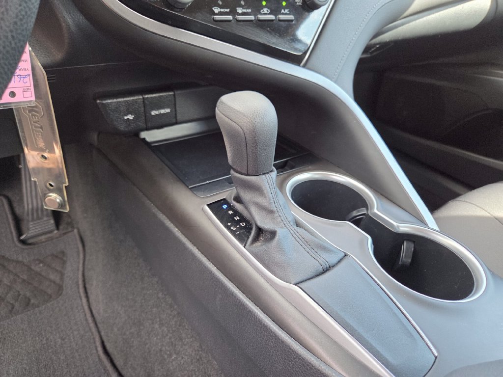 Certified 2021 Toyota Camry LE FWD image 27