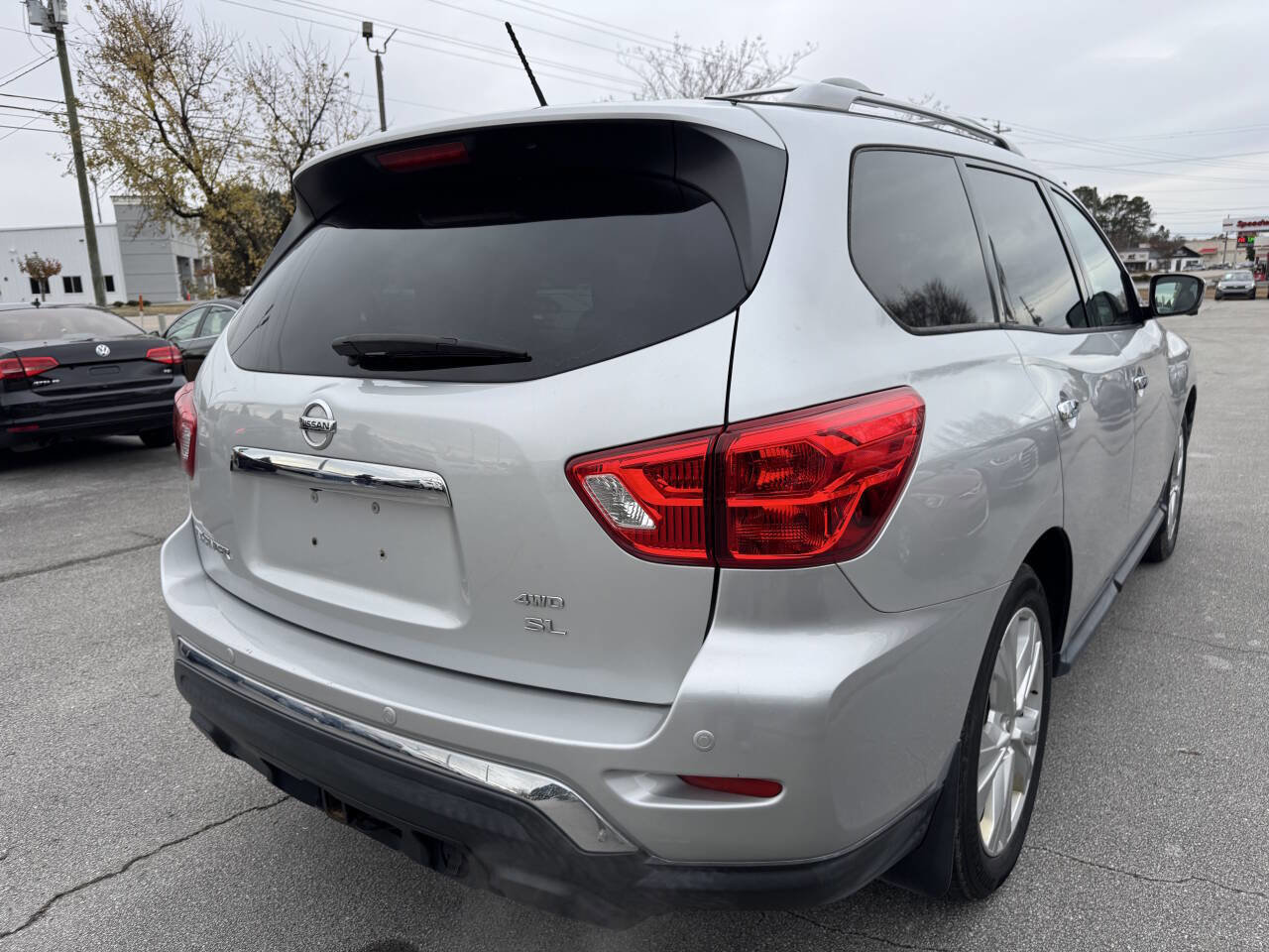 Used 2018 Nissan Pathfinder SL w/ SL Premium Package image 7