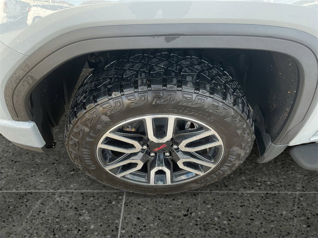 Used 2024 GMC Sierra 1500 AT4 w/ AT4 Premium Package image 14