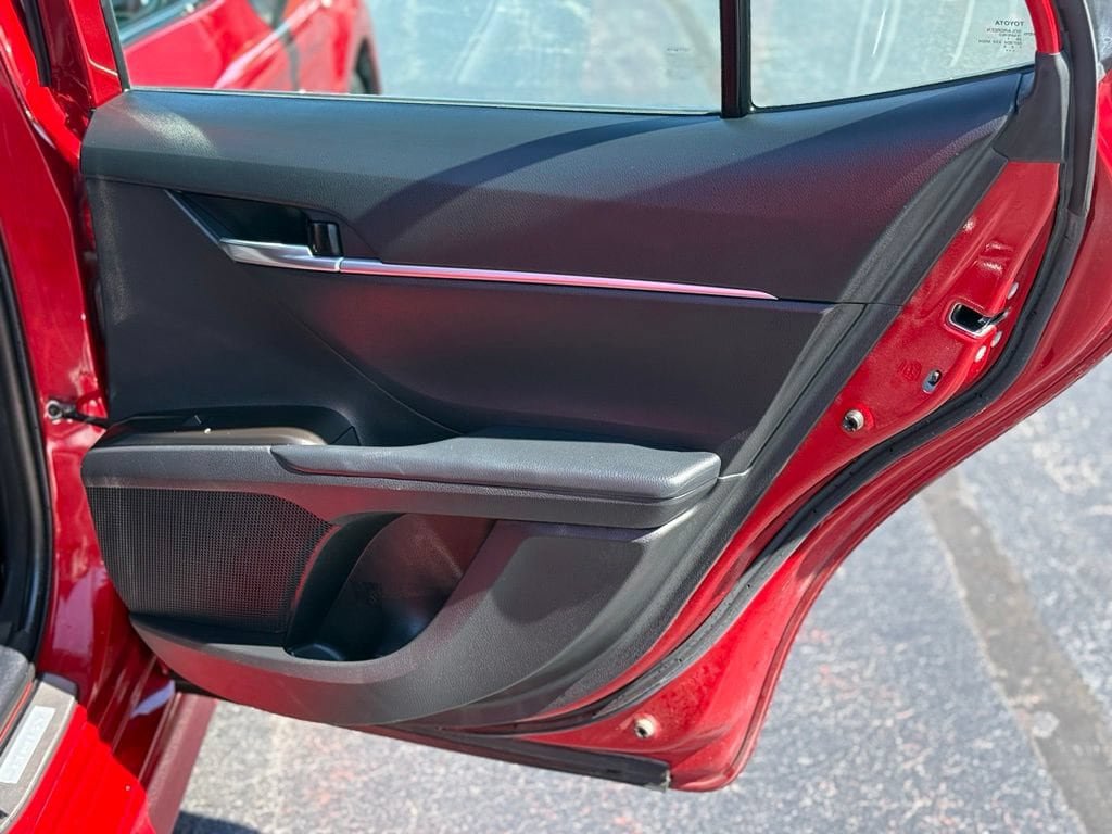 Certified 2021 Toyota Camry SE w/ Audio Upgrade Package FWD image 19