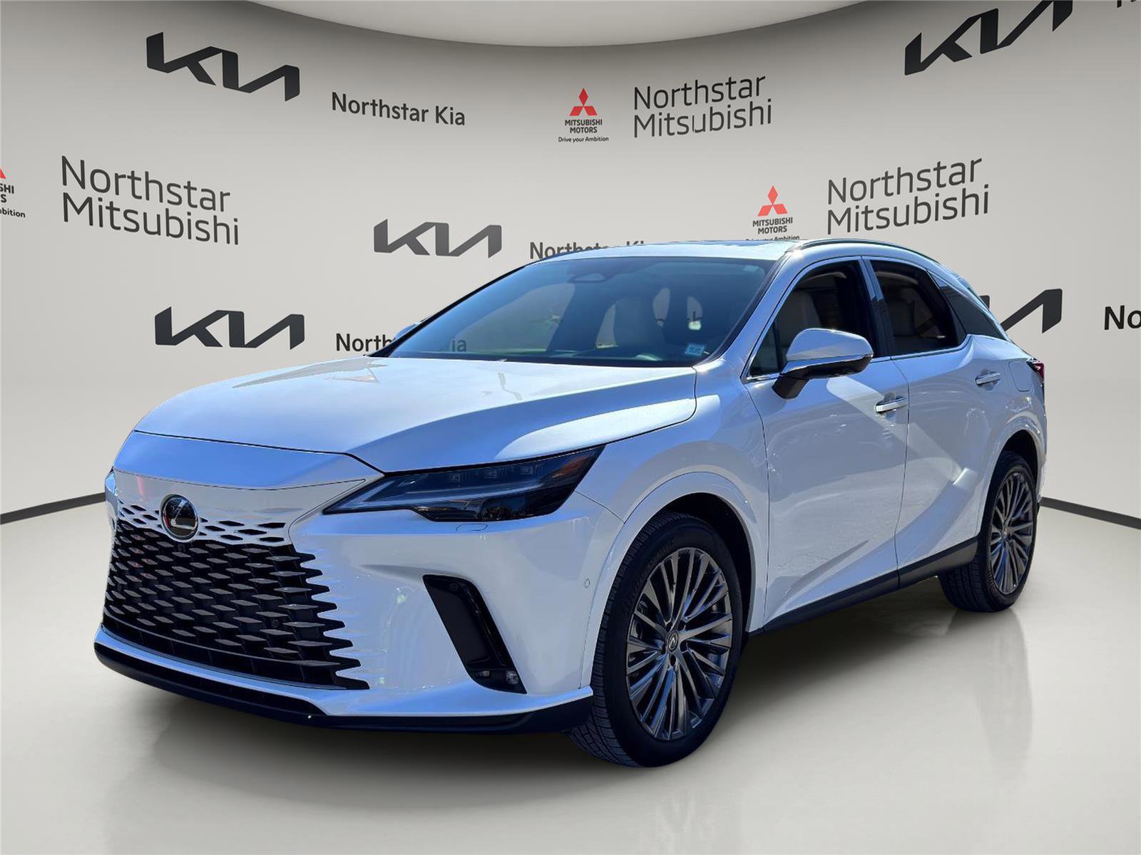 Used 2023 Lexus RX 350 w/ Accessory Package (Z1) image 1