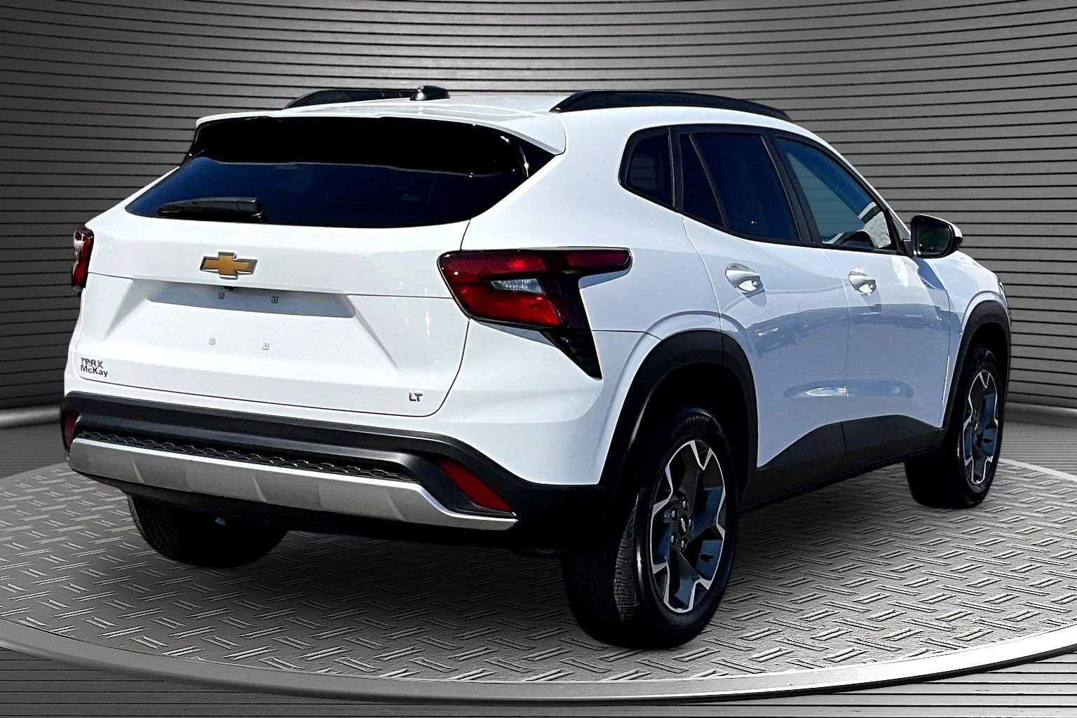 Used 2025 Chevrolet Trax LT w/ LT Convenience Package FWD image 6