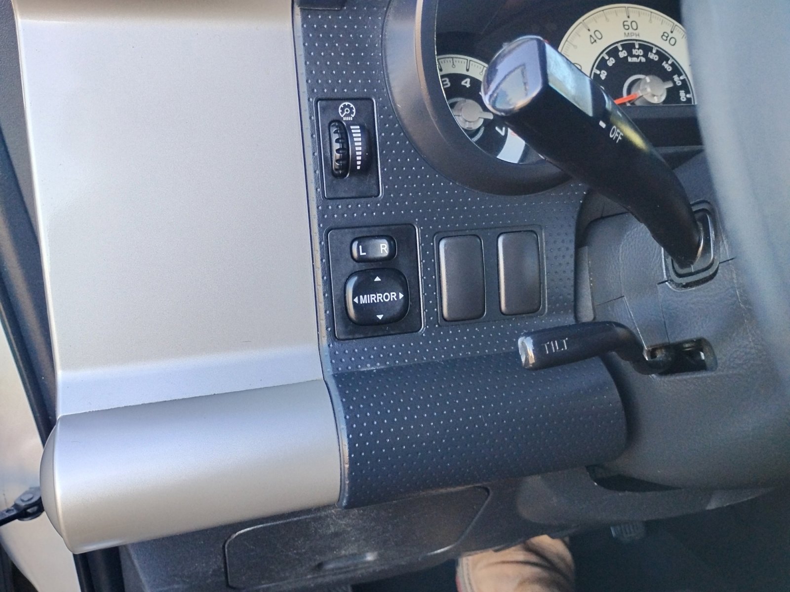 Used 2007 Toyota FJ Cruiser 4WD image 23