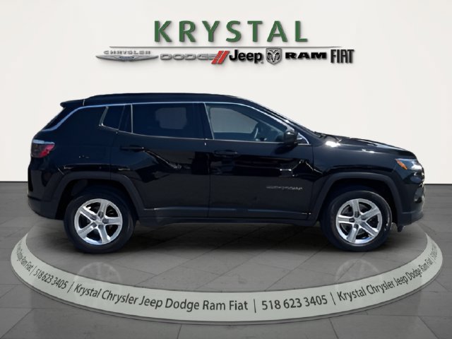 Certified 2023 Jeep Compass Latitude AWD/4WD image 8