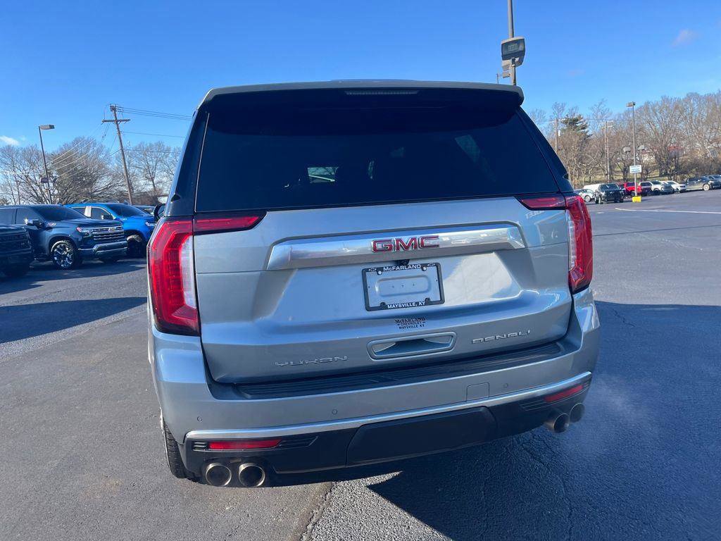 Used 2023 GMC Yukon Denali image 4