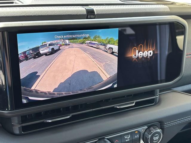 New 2026 Jeep Wrangler Unlimited Rubicon AWD/4WD image 22