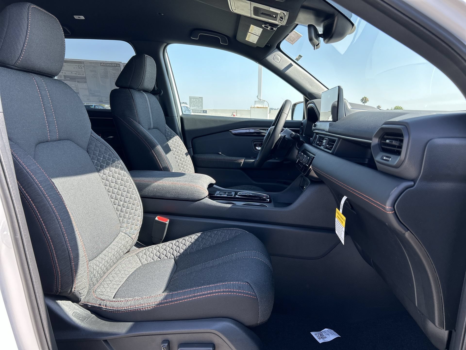 New 2026 Honda Pilot Sport image 27