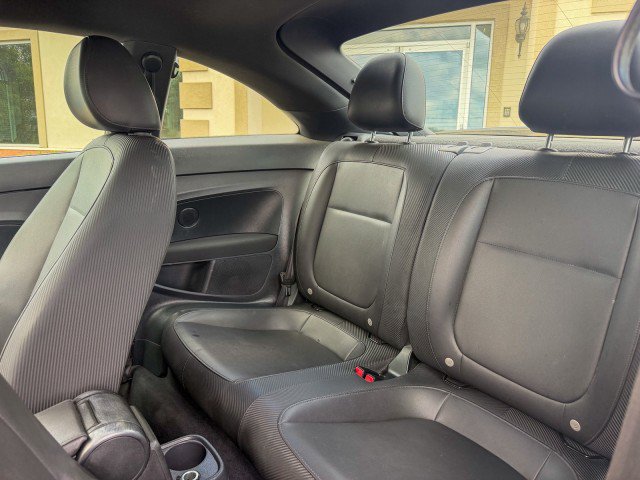 Used 2018 Volkswagen Beetle 2.0T S w/ Style & Comfort Package For S FWD image 6