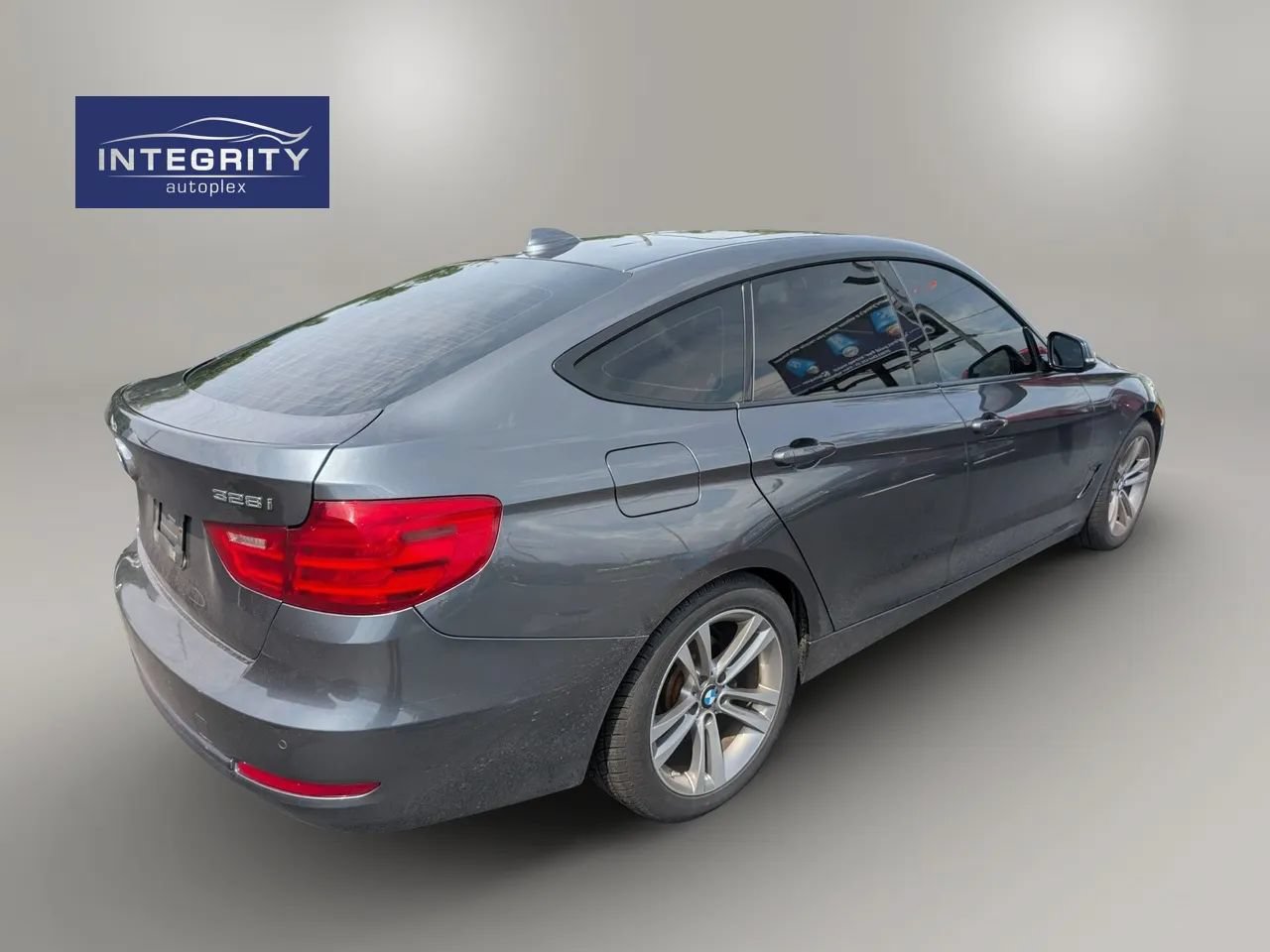Used 2016 BMW 328i Gran Turismo xDrive AWD/4WD image 5