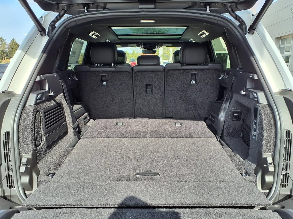 New 2026 Land Rover Range Rover Long Wheelbase SE AWD/4WD image 27