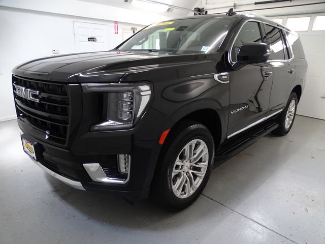 Certified 2023 GMC Yukon SLT w/ SLT Luxury Package AWD/4WD image 18