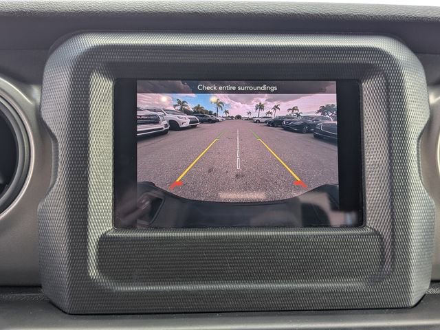 Used 2021 Jeep Gladiator Sport image 24