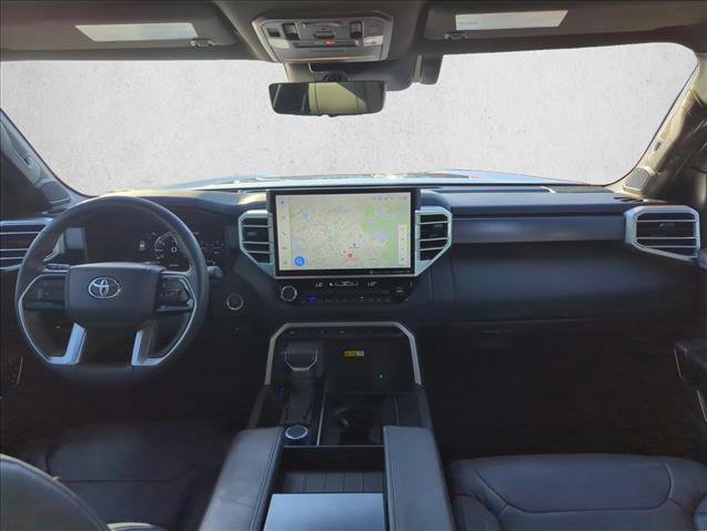 Used 2024 Toyota Sequoia Platinum AWD/4WD image 25