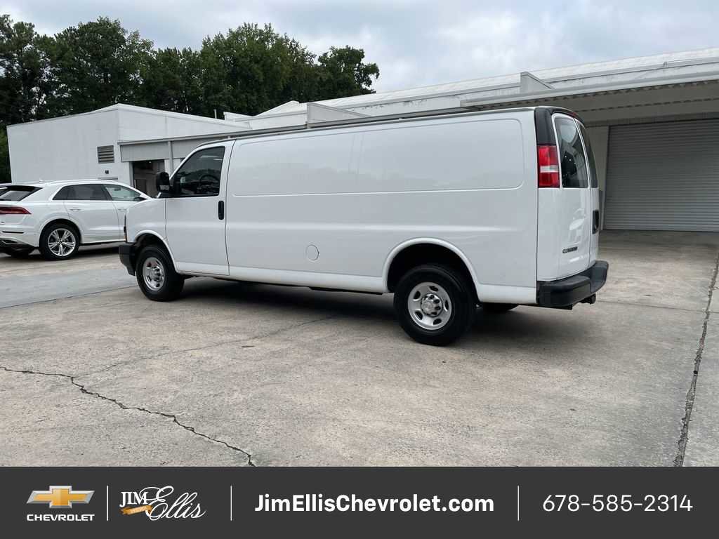 Certified 2024 Chevrolet Express 2500 Extended image 9
