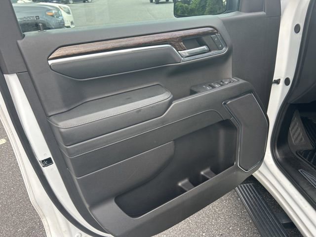 Used 2024 GMC Sierra 1500 Elevation image 12