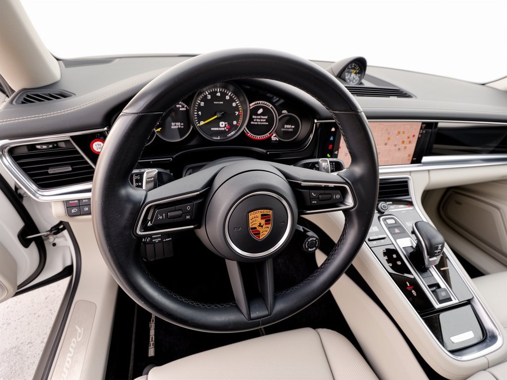 Used 2022 Porsche Panamera 4S AWD/4WD image 4