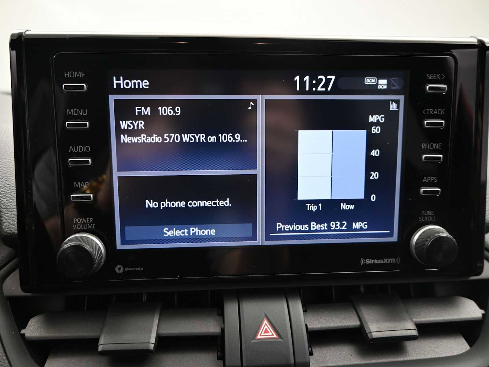 Used 2021 Toyota RAV4 SE w/ Weather & Moonroof Package image 11