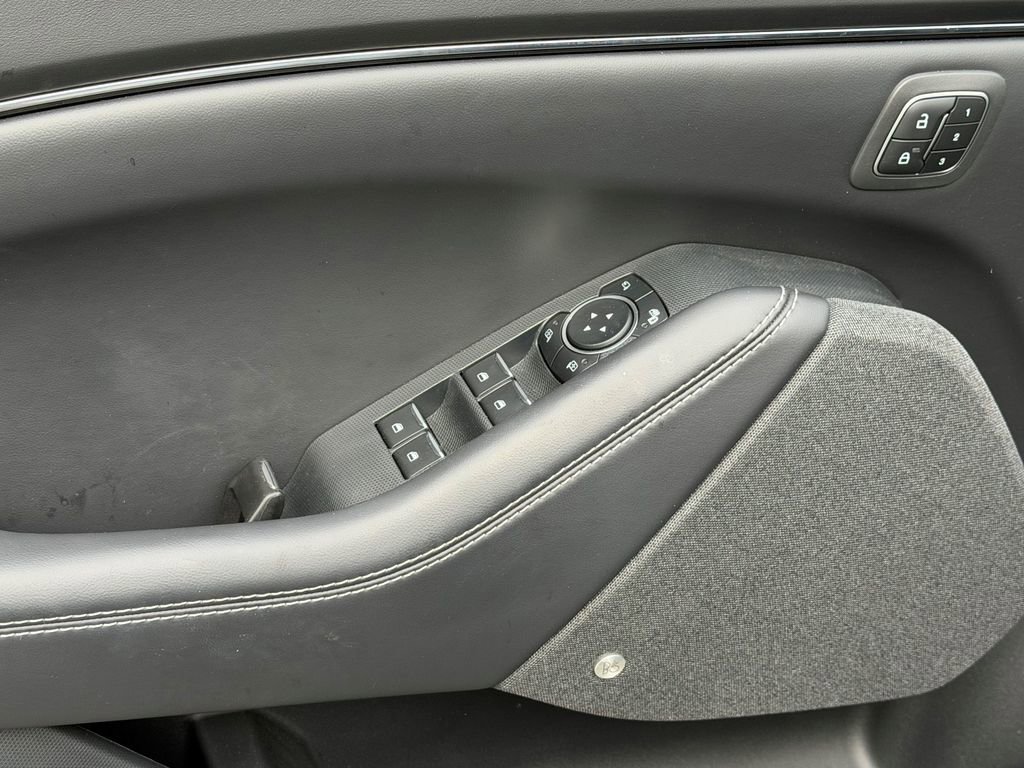 Certified 2025 Ford Mustang Mach-E Premium AWD/4WD image 15