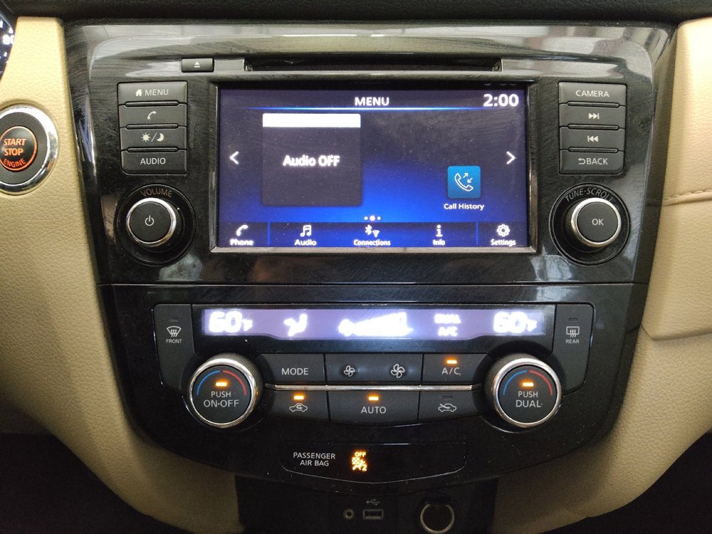 Used 2018 Nissan Rogue SV image 25