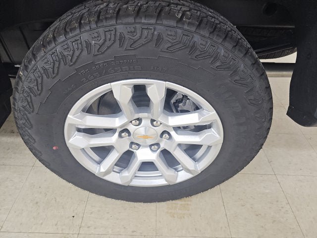 New 2026 Chevrolet Silverado 1500 LT w/ Z71 Off-Road Package AWD/4WD image 16