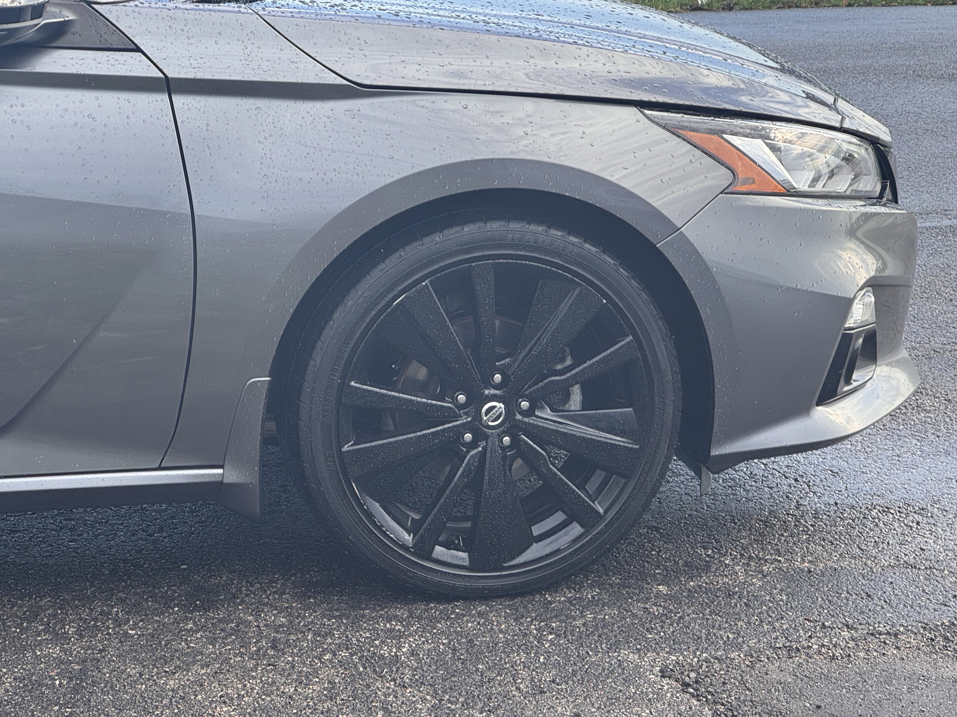 Used 2022 Nissan Altima 2.5 SR w/ Midnight Edition Package image 8