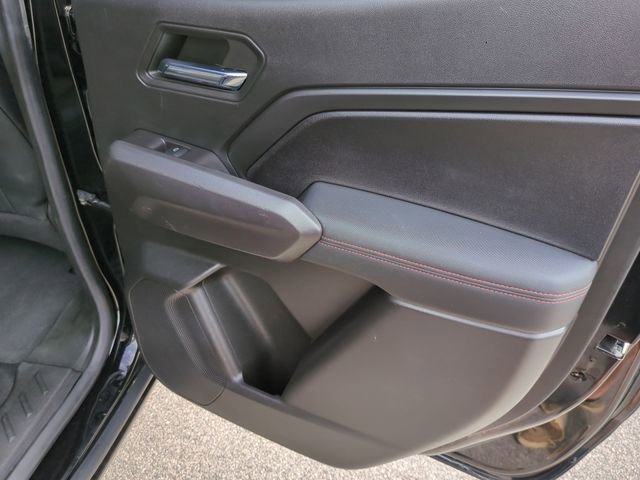 Used 2023 Chevrolet Colorado Z71 image 32