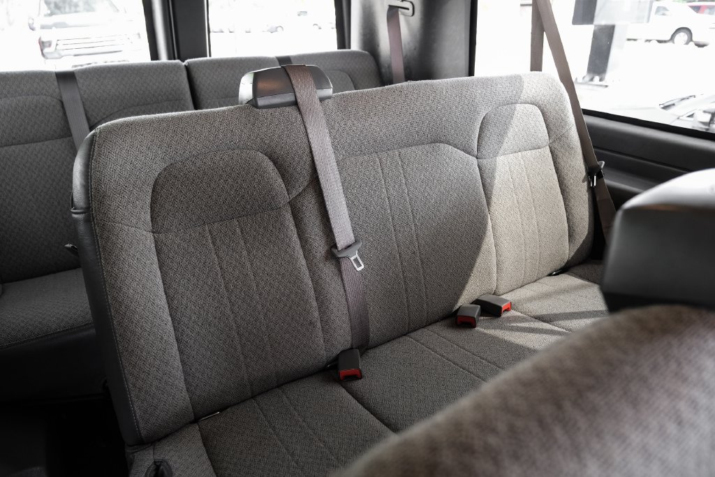 Used 2021 Chevrolet Express 3500 LS w/ Chrome Appearance Package RWD image 44