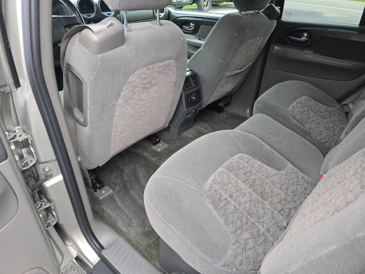 Used 2003 GMC Envoy SLE AWD/4WD image 19
