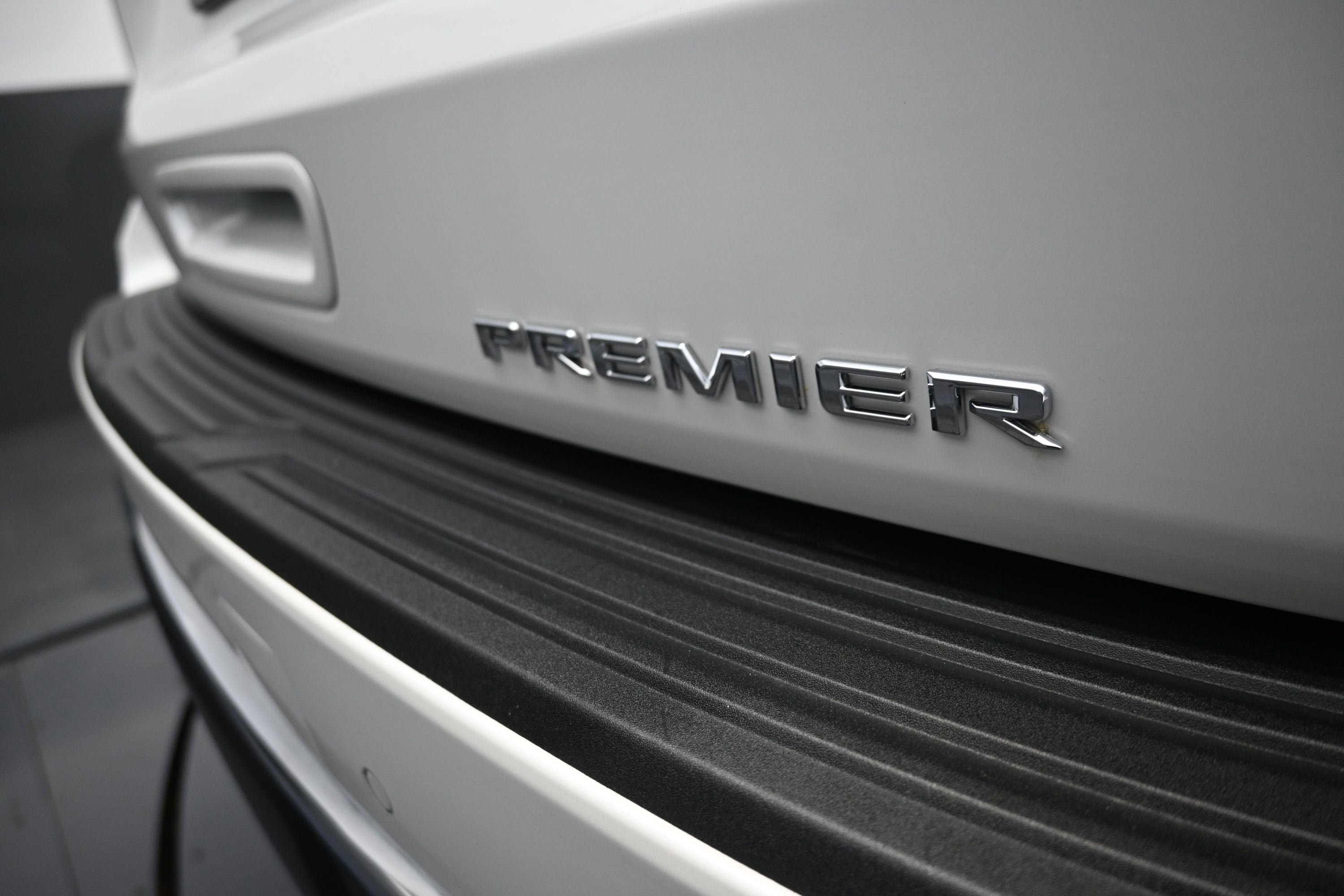 Used 2023 Chevrolet Tahoe Premier AWD/4WD image 45