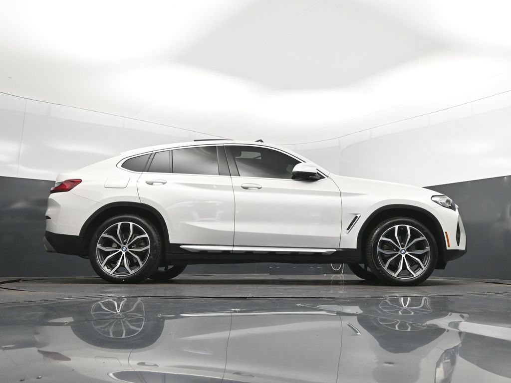 Used 2022 BMW X4 xDrive30i w/ Premium Package AWD/4WD image 43