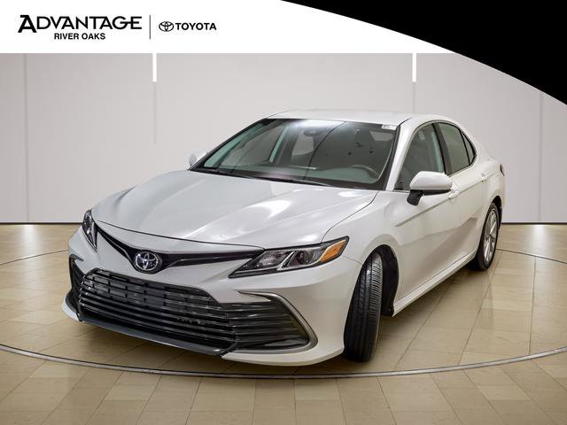 Certified 2024 Toyota Camry LE image 4