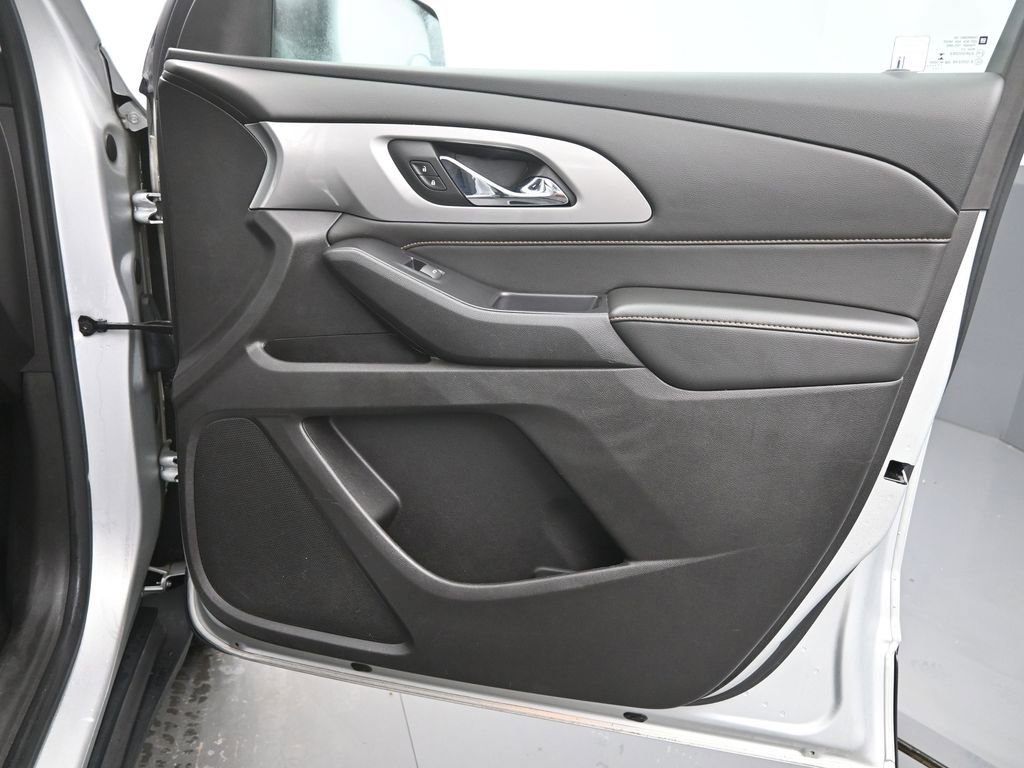 Used 2018 Chevrolet Traverse LS image 22