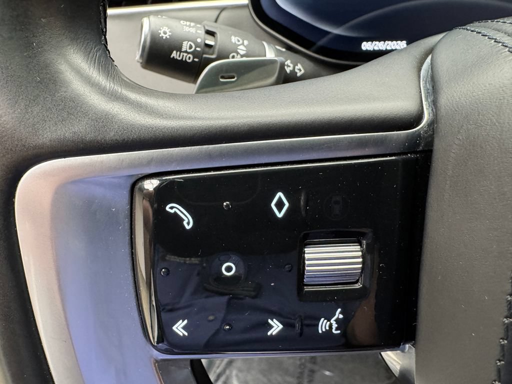 Used 2024 Land Rover Range Rover SE AWD/4WD image 13