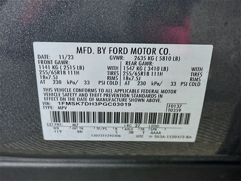 Used 2023 Ford Explorer XLT image 36