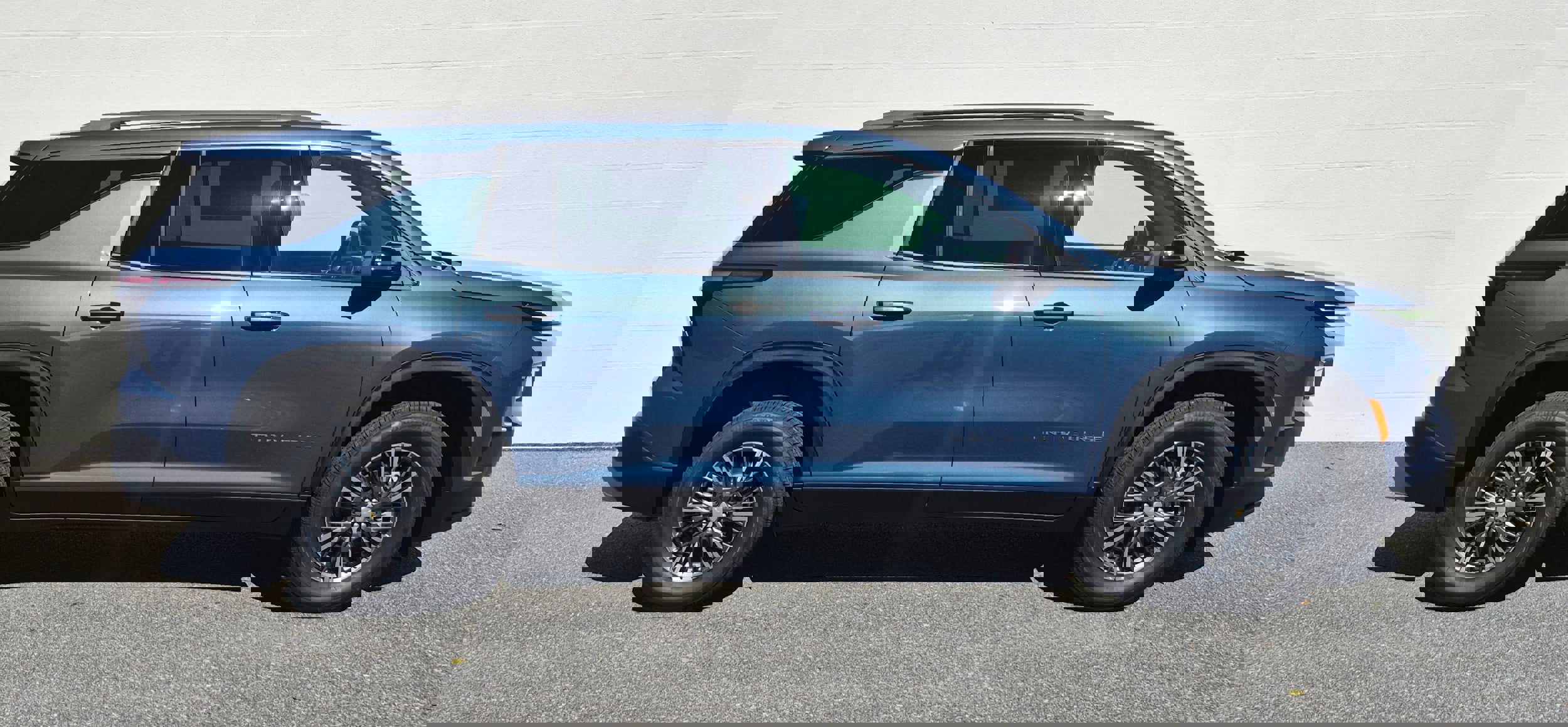 New 2026 Chevrolet Traverse LT w/ Driver Confidence Package image 10