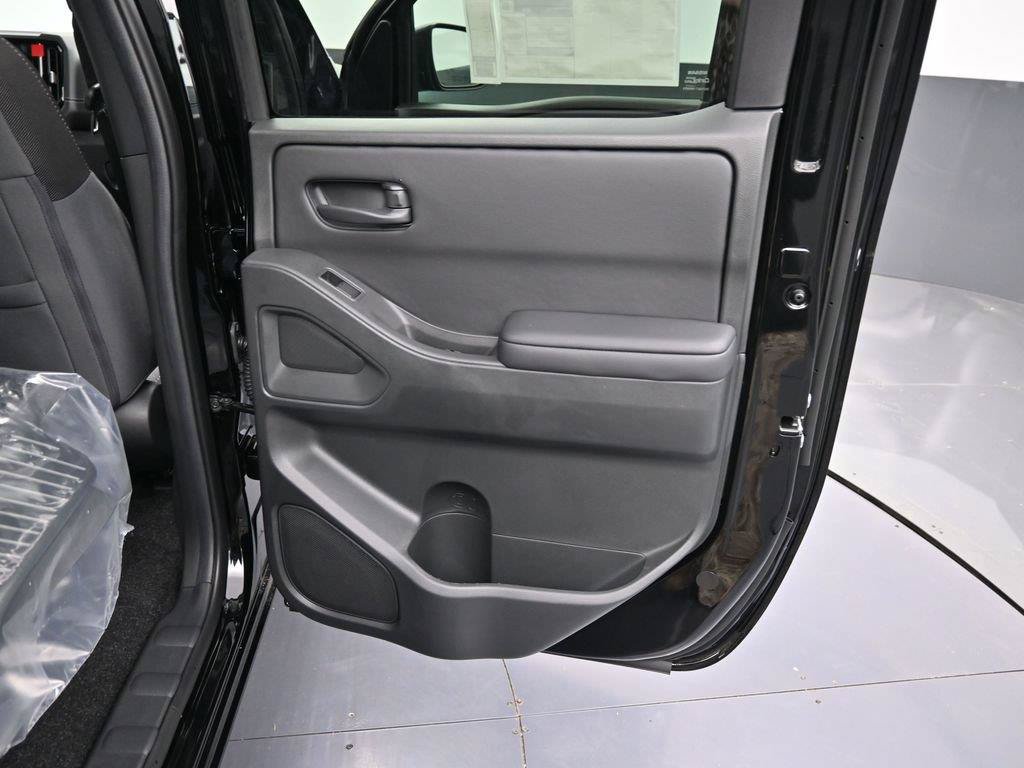 New 2026 Nissan Frontier SV w/ All-Weather Content Package AWD/4WD image 31