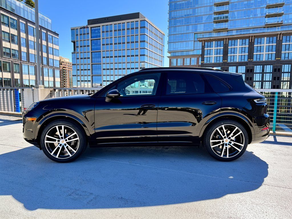 New 2027 Porsche Cayenne S AWD/4WD image 2
