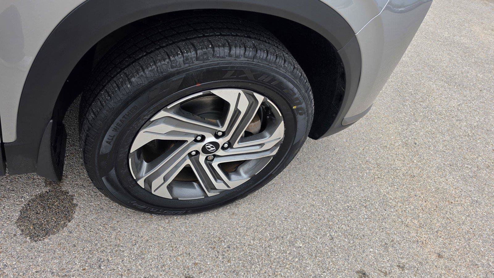 Used 2023 Hyundai Santa Fe SE AWD/4WD image 31