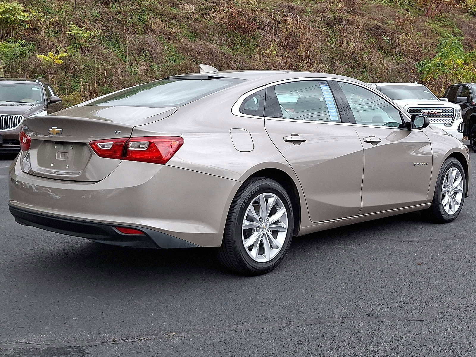 Used 2023 Chevrolet Malibu LT image 8